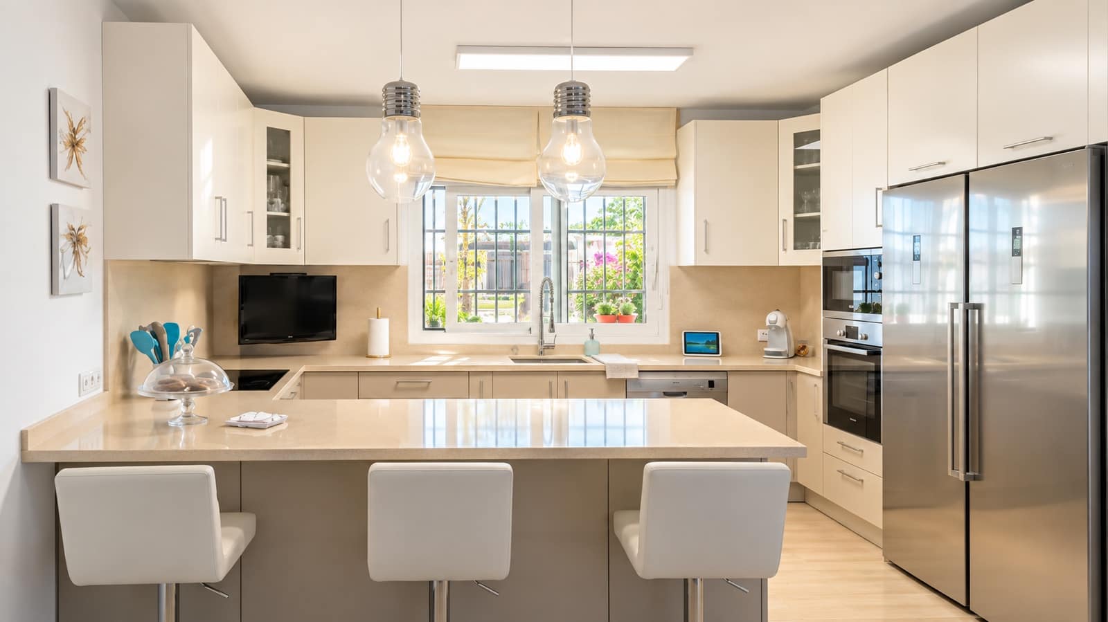 6 Zimmer Doppelhaus zu verkaufen in San Pedro de Alcantara mit Pool Garage - 885.000 € (Ref: 10098317)