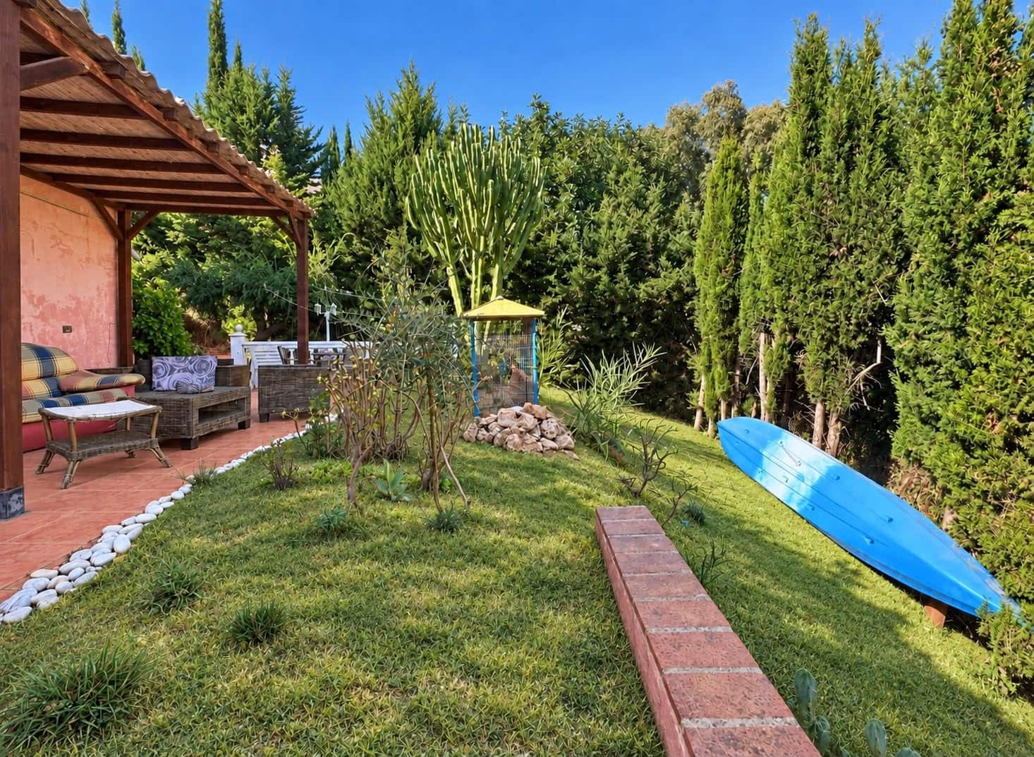 3 slaapkamer Villa te koop in El Faro met zwembad garage - € 500.000 (Ref: 10098318)