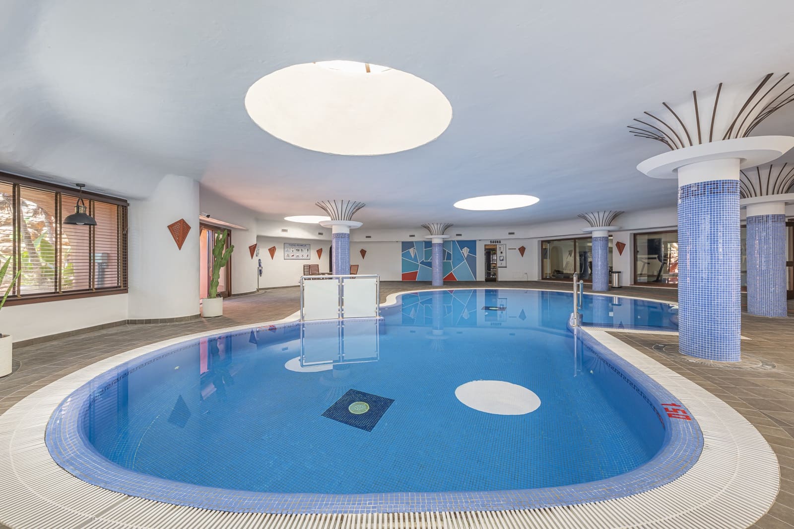 3 sovrum Takvåning till salu i Estepona med pool garage - 4 995 000 € (Ref: 10100268)