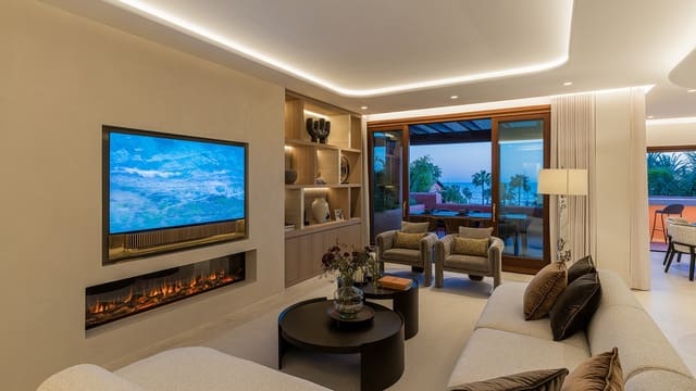 3 sypialnia Penthouse na sprzedaż w Estepona z basenem garażem - 4 995 000 € (Ref: 10100268)