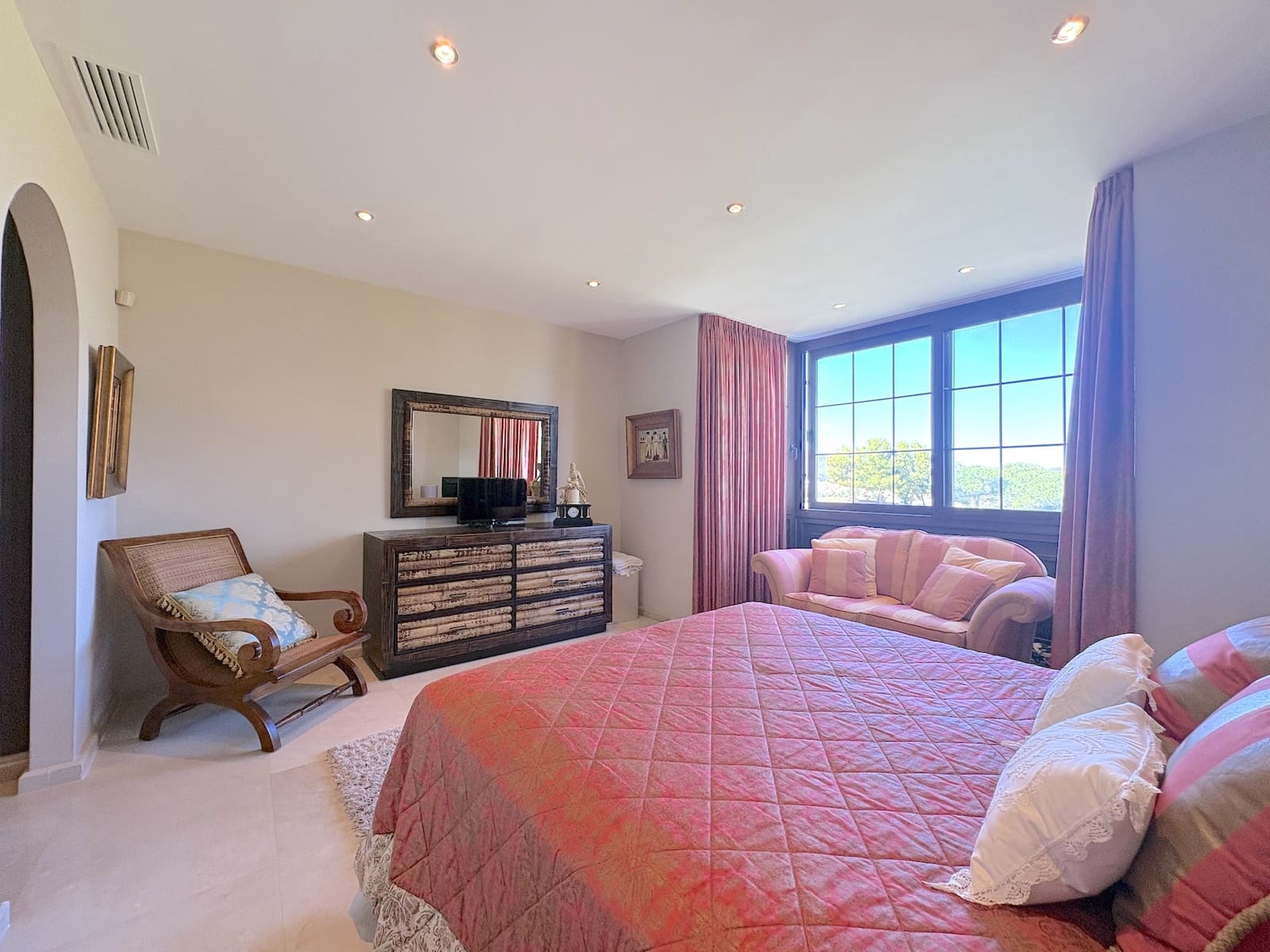 4 quarto Moradia para venda em Mijas Costa com piscina garagem - 1 895 000 € (Ref: 10102507)