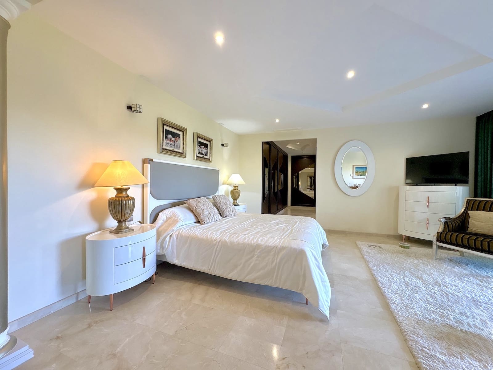 4 quarto Moradia para venda em Mijas Costa com piscina garagem - 1 895 000 € (Ref: 10102507)