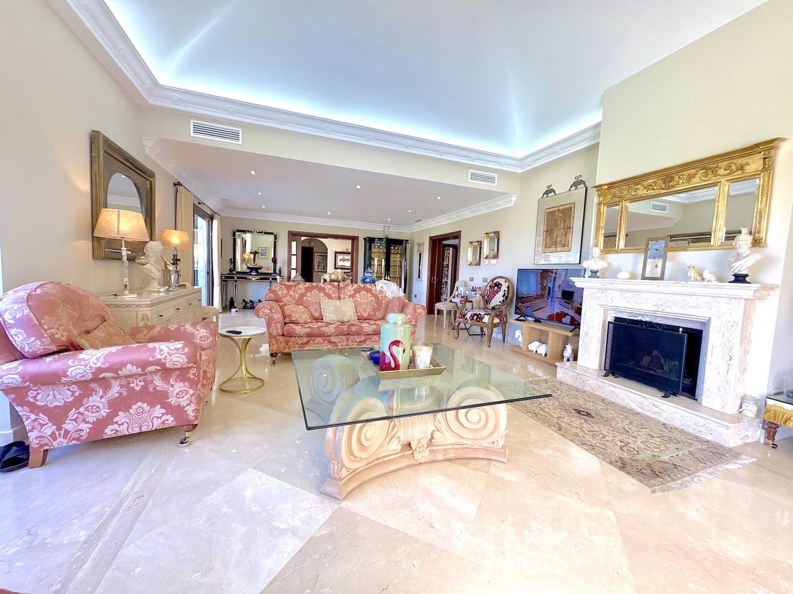 4 quarto Moradia para venda em Mijas Costa com piscina garagem - 1 895 000 € (Ref: 10102507)