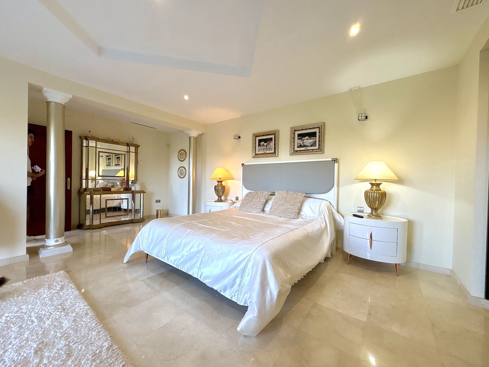 4 quarto Moradia para venda em Mijas Costa com piscina garagem - 1 895 000 € (Ref: 10102507)