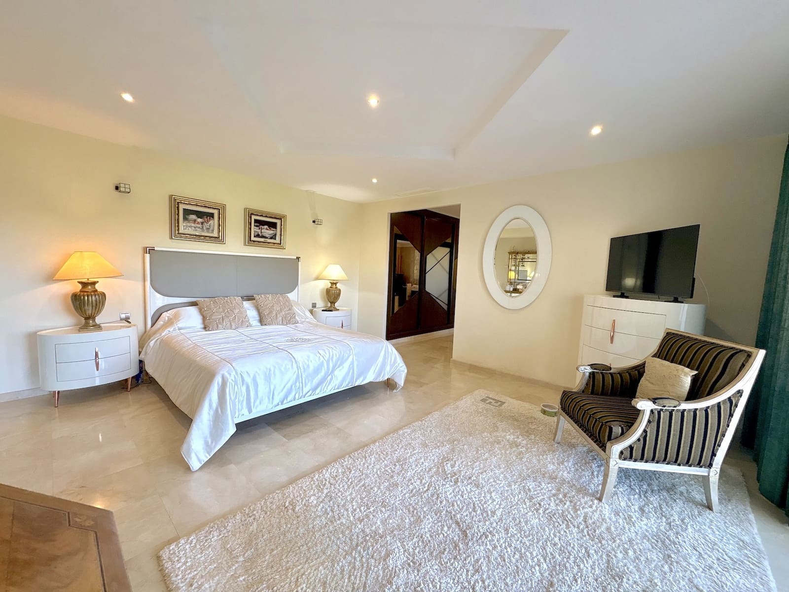 4 quarto Moradia para venda em Mijas Costa com piscina garagem - 1 895 000 € (Ref: 10102507)