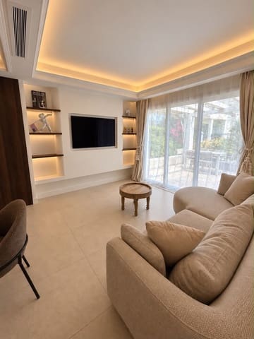 2 soverom Leilighet til salgs i Marbella med svømmebasseng garasje - € 508 999 (Ref: 10102508)