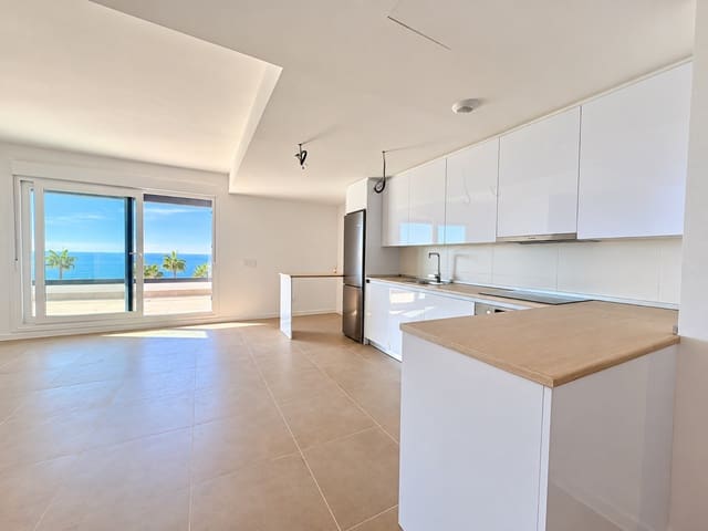 Ático de 3 habitaciones en Mijas Costa, Mijas en venta con piscina garaje - 880.000 € (Ref: 10109637)