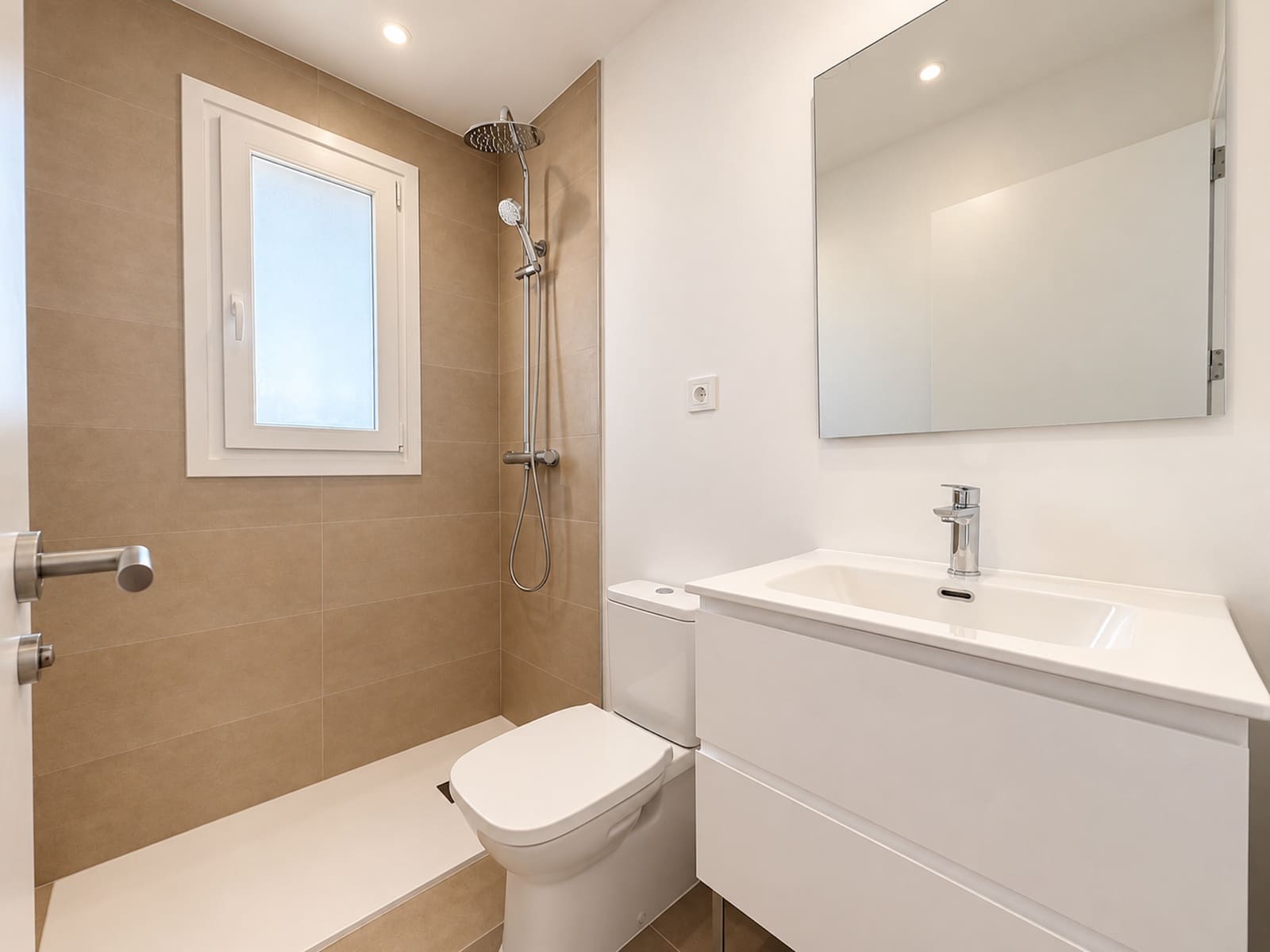 Ático de 3 habitaciones en Mijas Costa en venta con piscina garaje - 880.000 € (Ref: 10109637)