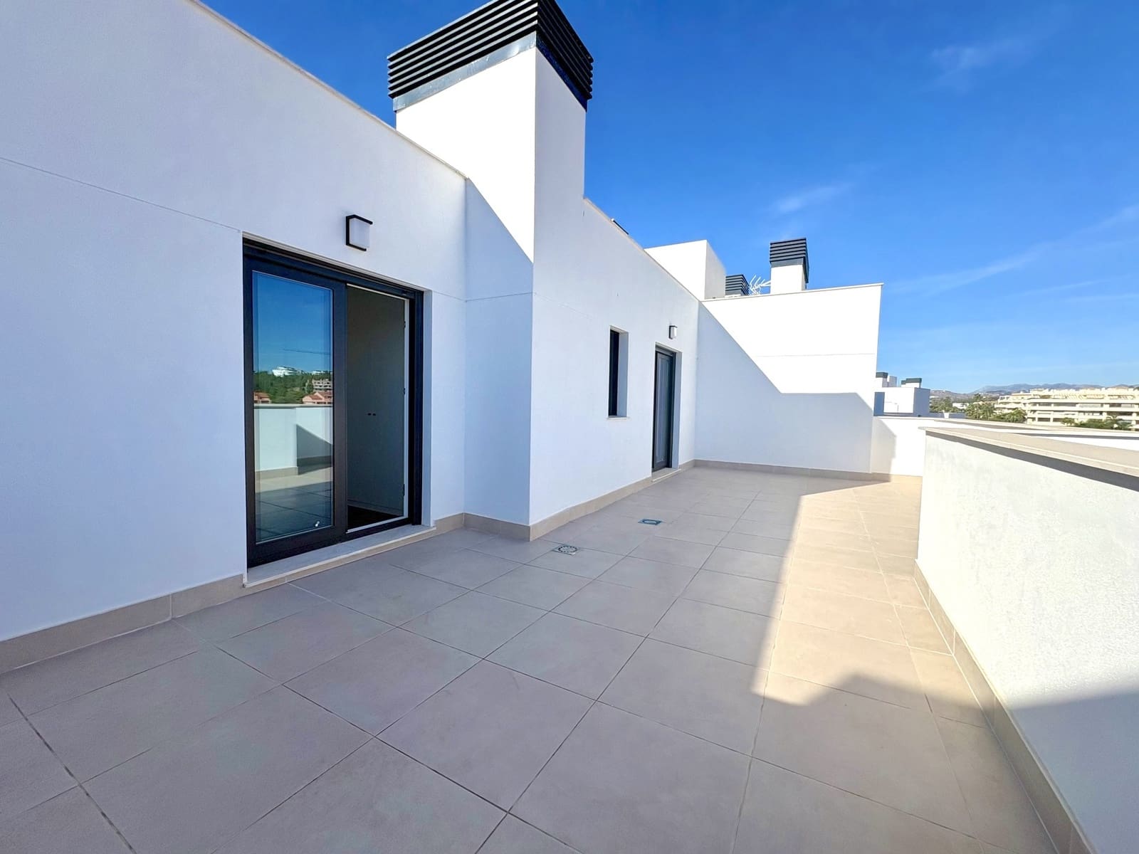 Ático de 3 habitaciones en Mijas Costa en venta con piscina garaje - 880.000 € (Ref: 10109637)