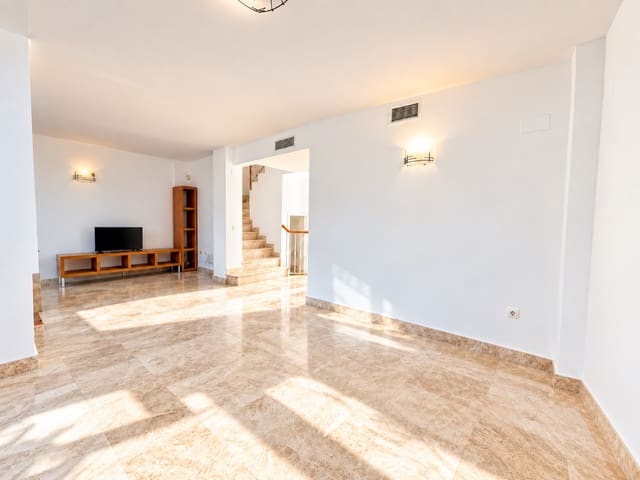 3 slaapkamer Huis te koop in Marbella met zwembad garage - € 650.000 (Ref: 10115719)