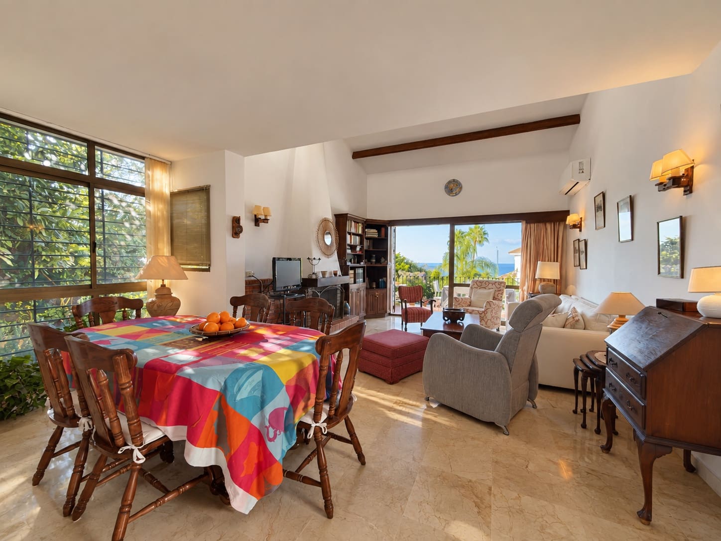 3 bedroom Villa for sale in Estepona with garage - € 1,180,000 (Ref: 10115721)