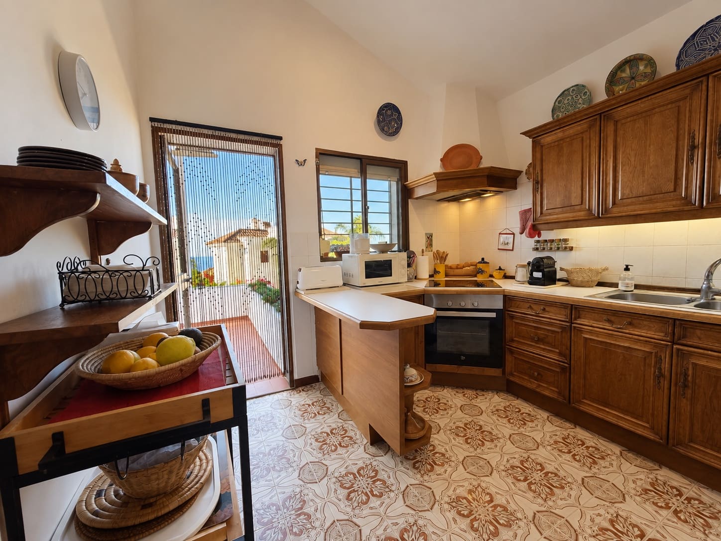 3 bedroom Villa for sale in Estepona with garage - € 1,180,000 (Ref: 10115721)