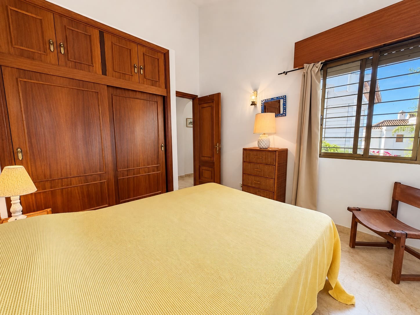 3 bedroom Villa for sale in Estepona with garage - € 1,180,000 (Ref: 10115721)
