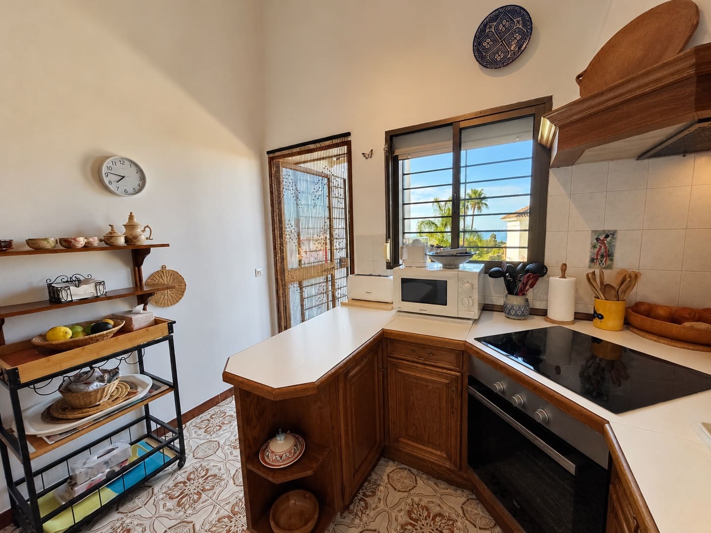 3 bedroom Villa for sale in Estepona with garage - € 1,180,000 (Ref: 10115721)