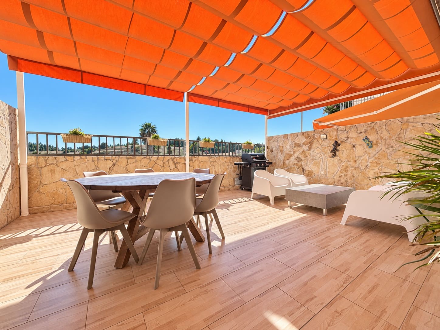 3 bedroom Townhouse for sale in Cerro del Aguila with pool garage - € 483,000 (Ref: 10119997)