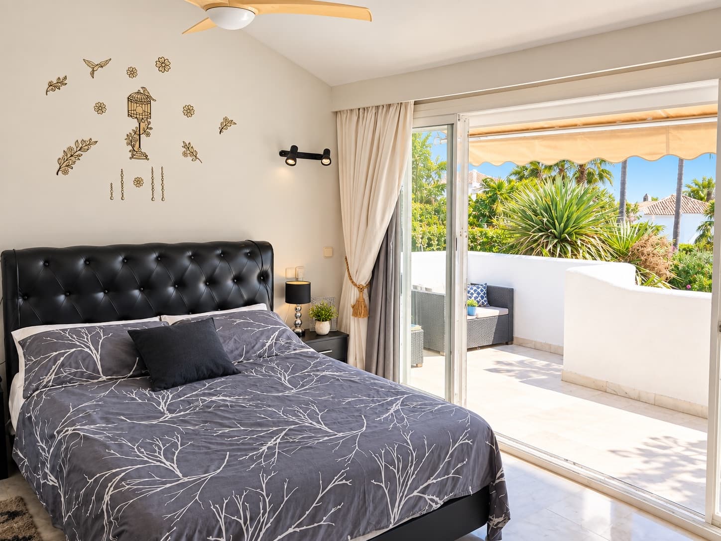 3 bedroom Townhouse for sale in Marbella with pool garage - € 865,000 (Ref: 10124478)