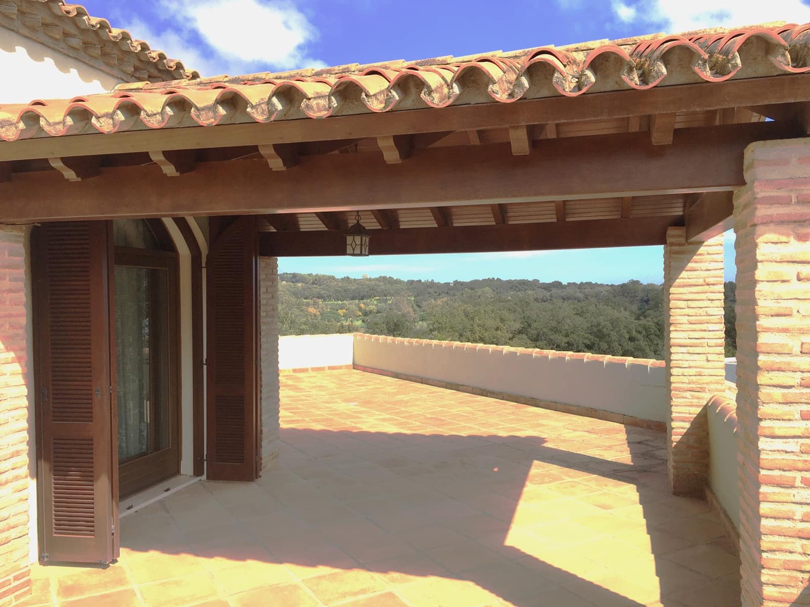 5 bedroom Villa for sale in Sotogrande with pool garage - € 2,500,000 (Ref: 10124480)
