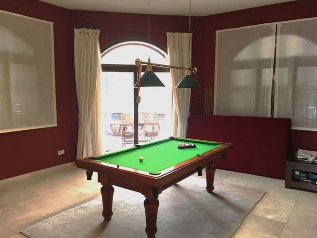 5 soveværelse Villa til salg i Sotogrande Alto, San Roque med swimmingpool garage - € 2.500.000 (Ref: 10124480)