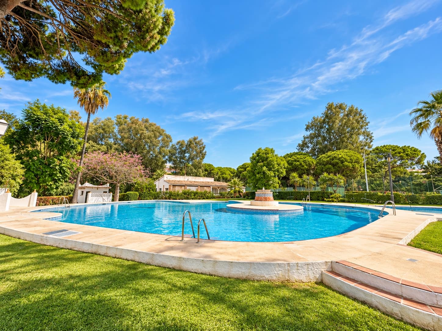 3 sypialnia Dom na sprzedaż w Marbella z basenem - 499 000 € (Ref: 10131752)