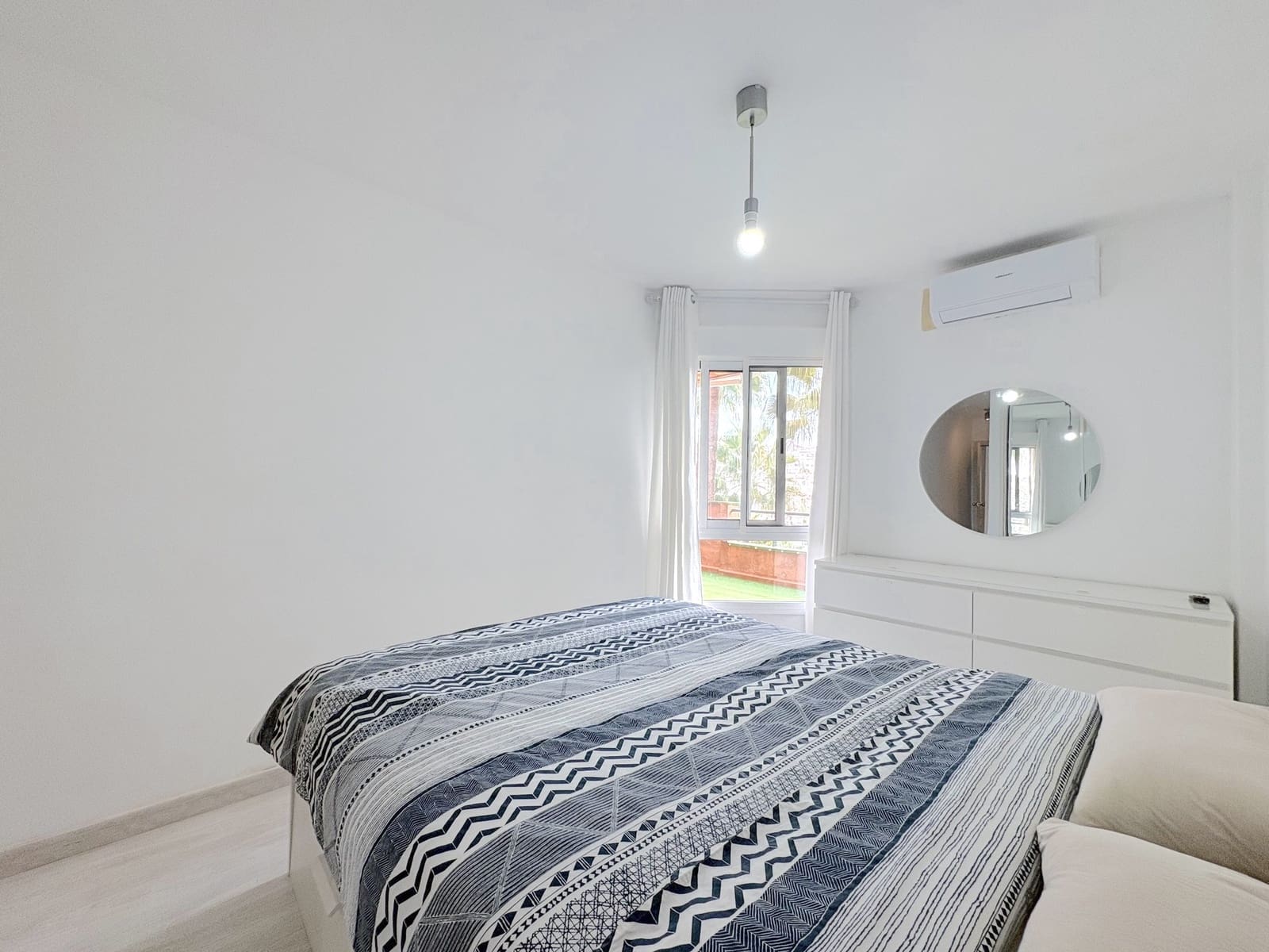 2 makuuhuone Huoneisto myytävänä paikassa Benalmadena Costa mukana uima-altaan 
autotalli - 379 000 € (Ref: 10131755)