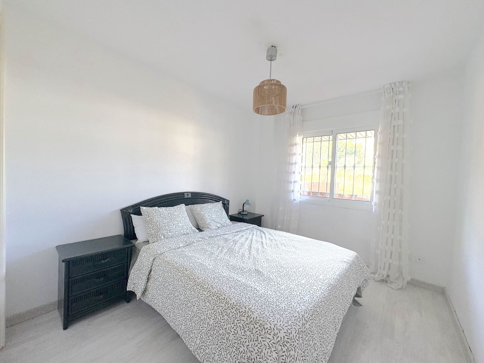 2 makuuhuone Huoneisto myytävänä paikassa Benalmadena Costa mukana uima-altaan 
autotalli - 379 000 € (Ref: 10131755)