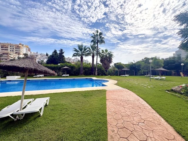 2 makuuhuone Huoneisto myytävänä paikassa Benalmadena Costa, Benalmádena mukana uima-altaan 
autotalli - 379 000 € (Ref: 10131755)