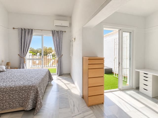 3 makuuhuone Omakotitalo myytävänä paikassa Sitio de Calahonda, Mijas mukana uima-altaan - 499 000 € (Ref: 10135991)