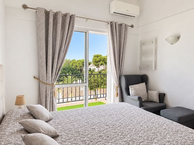 3 makuuhuone Omakotitalo myytävänä paikassa Sitio de Calahonda, Mijas mukana uima-altaan - 499 000 € (Ref: 10135991)