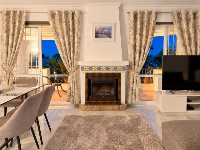 3 makuuhuone Omakotitalo myytävänä paikassa Sitio de Calahonda, Mijas mukana uima-altaan - 499 000 € (Ref: 10135991)