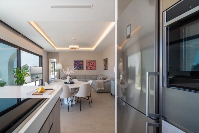 3 quarto Penthouse para venda em Marbella com piscina garagem - 1 180 000 € (Ref: 10135993)