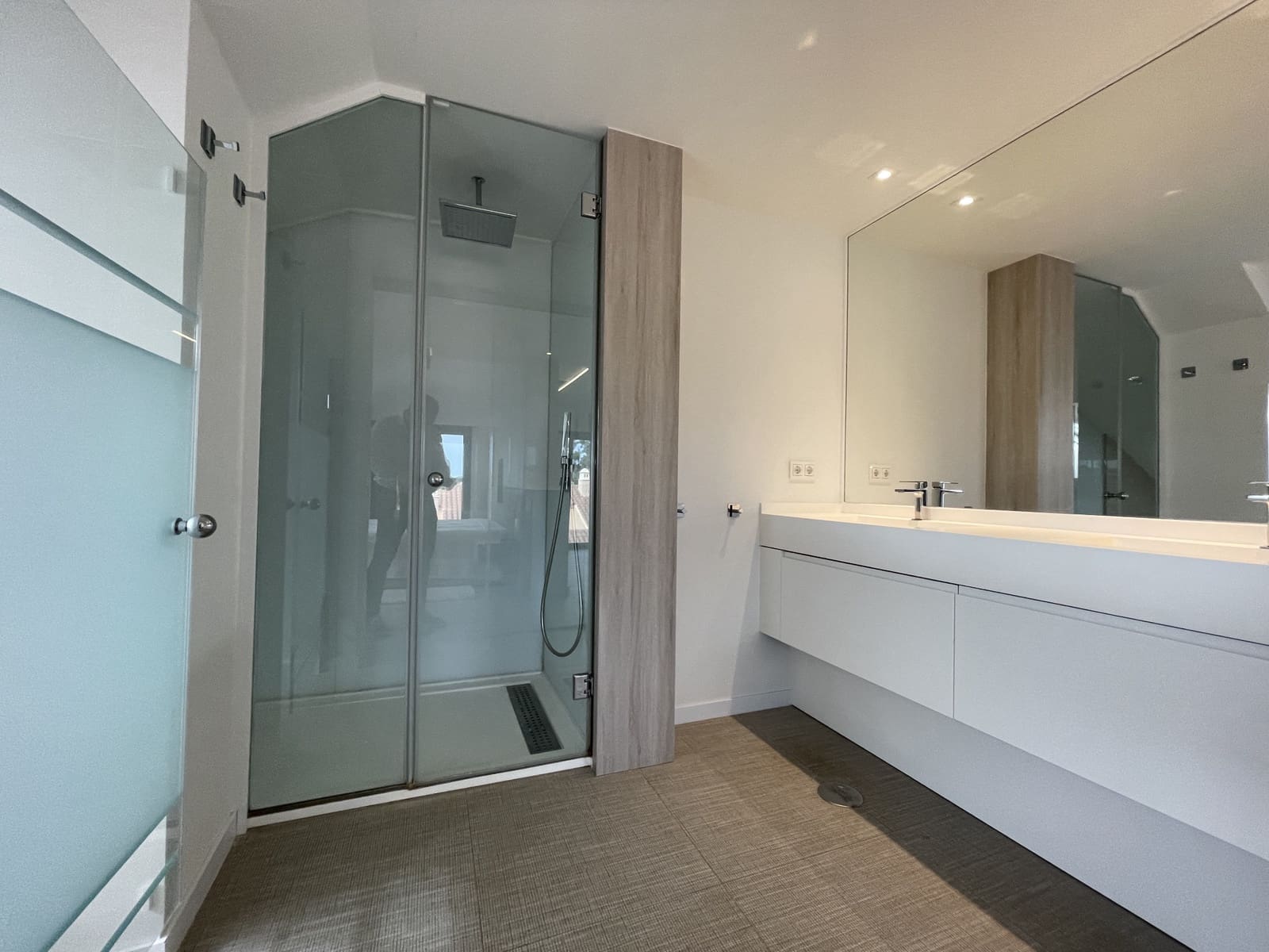 3 quarto Penthouse para venda em Marbella com piscina garagem - 1 099 000 € (Ref: 10135994)