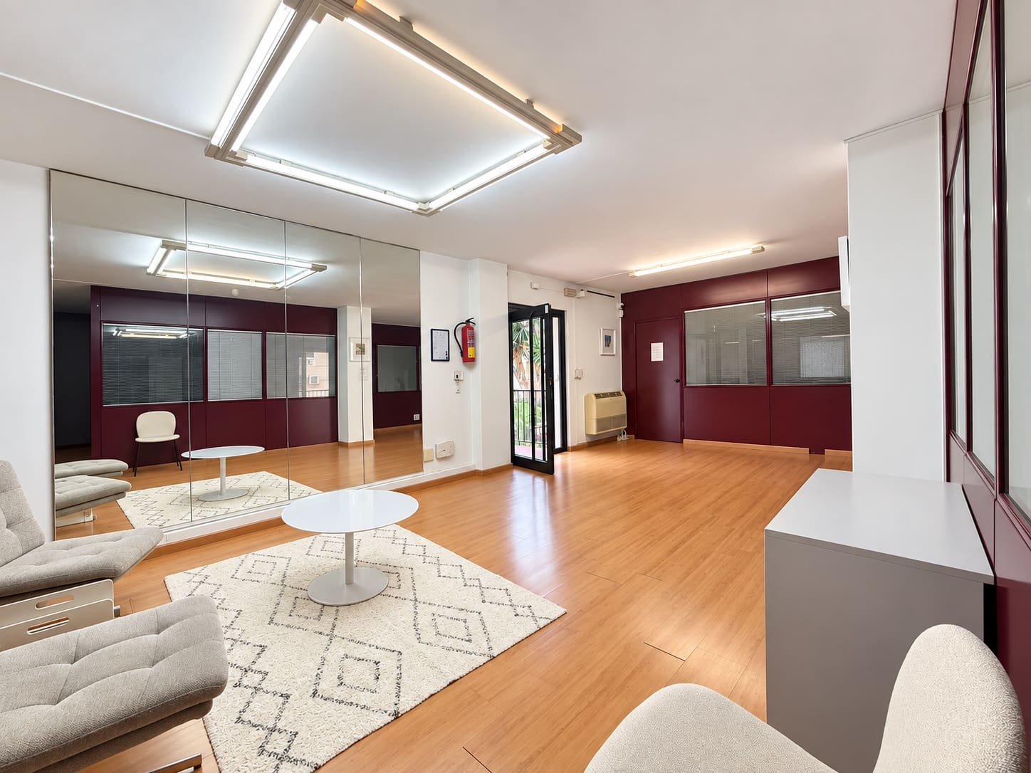 Kommersiell til salgs i Marbella - € 450 000 (Ref: 10135995)