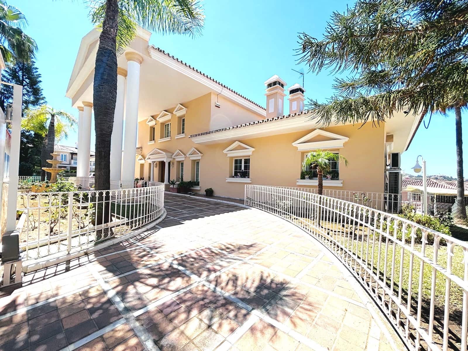 10 chambre Villa/Maison à vendre à Mijas Costa avec piscine garage - 2 860 000 € (Ref: 10139682)