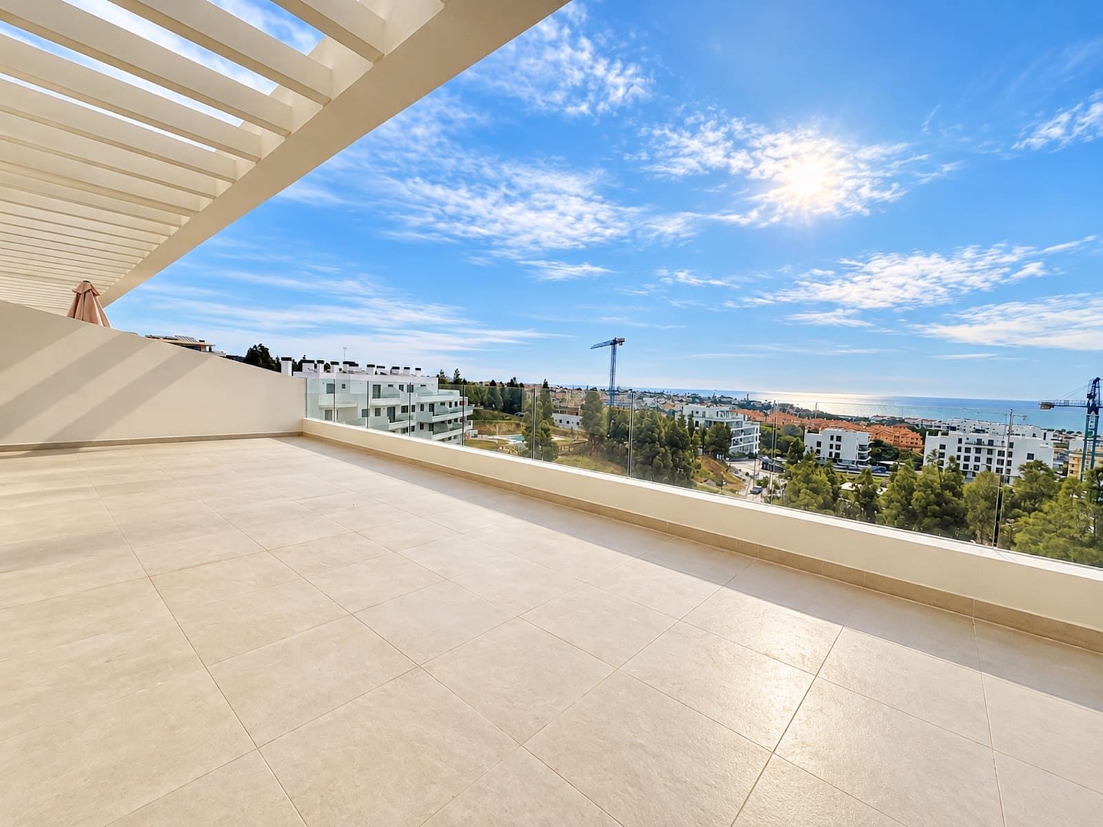 3 slaapkamer Penthouse te koop in El Chaparral met zwembad garage - € 890.000 (Ref: 10147049)