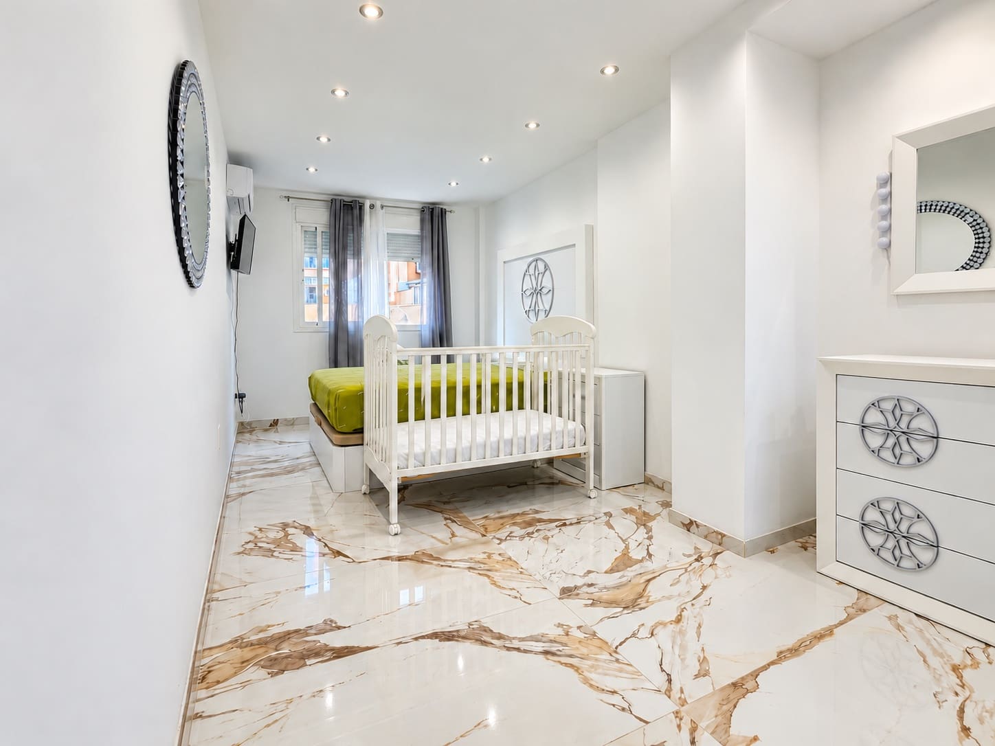 3 quarto Apartamento para venda em Mijas Costa com garagem - 360 000 € (Ref: 10147050)