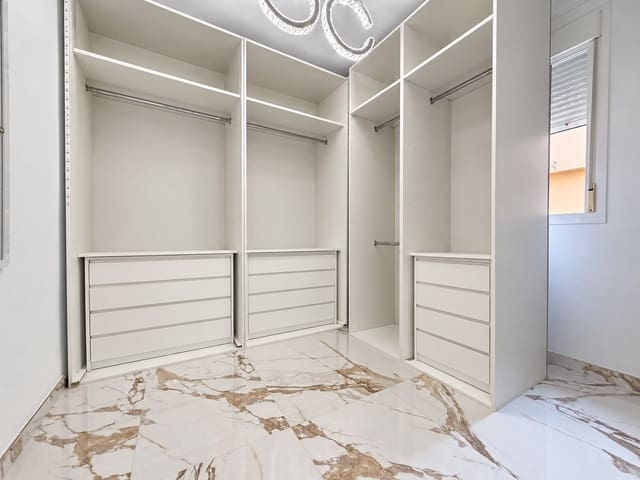 3 quarto Apartamento para venda em Mijas Costa, Mijas com garagem - 360 000 € (Ref: 10147050)