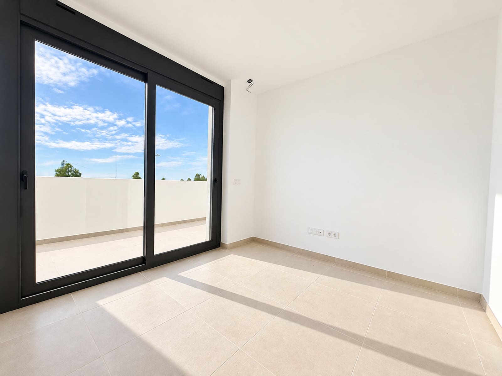3 quarto Apartamento para venda em El Chaparral com piscina garagem - 665 000 € (Ref: 10148823)