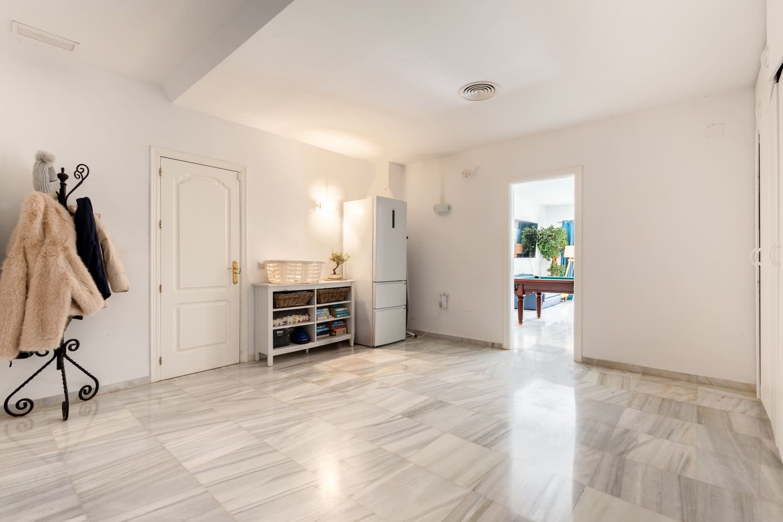 4 bedroom Semi-detached Villa for sale in Alhaurin el Grande with pool garage - € 685,000 (Ref: 10148824)