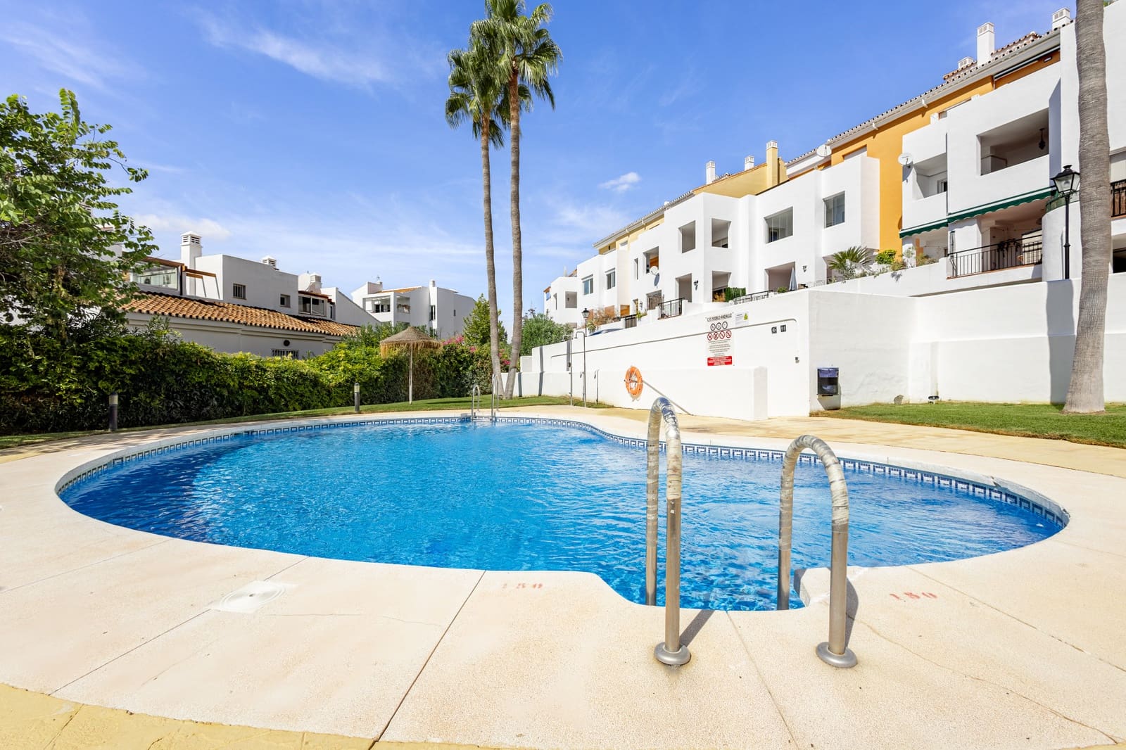 4 bedroom Semi-detached Villa for sale in Alhaurin el Grande with pool garage - € 685,000 (Ref: 10148824)