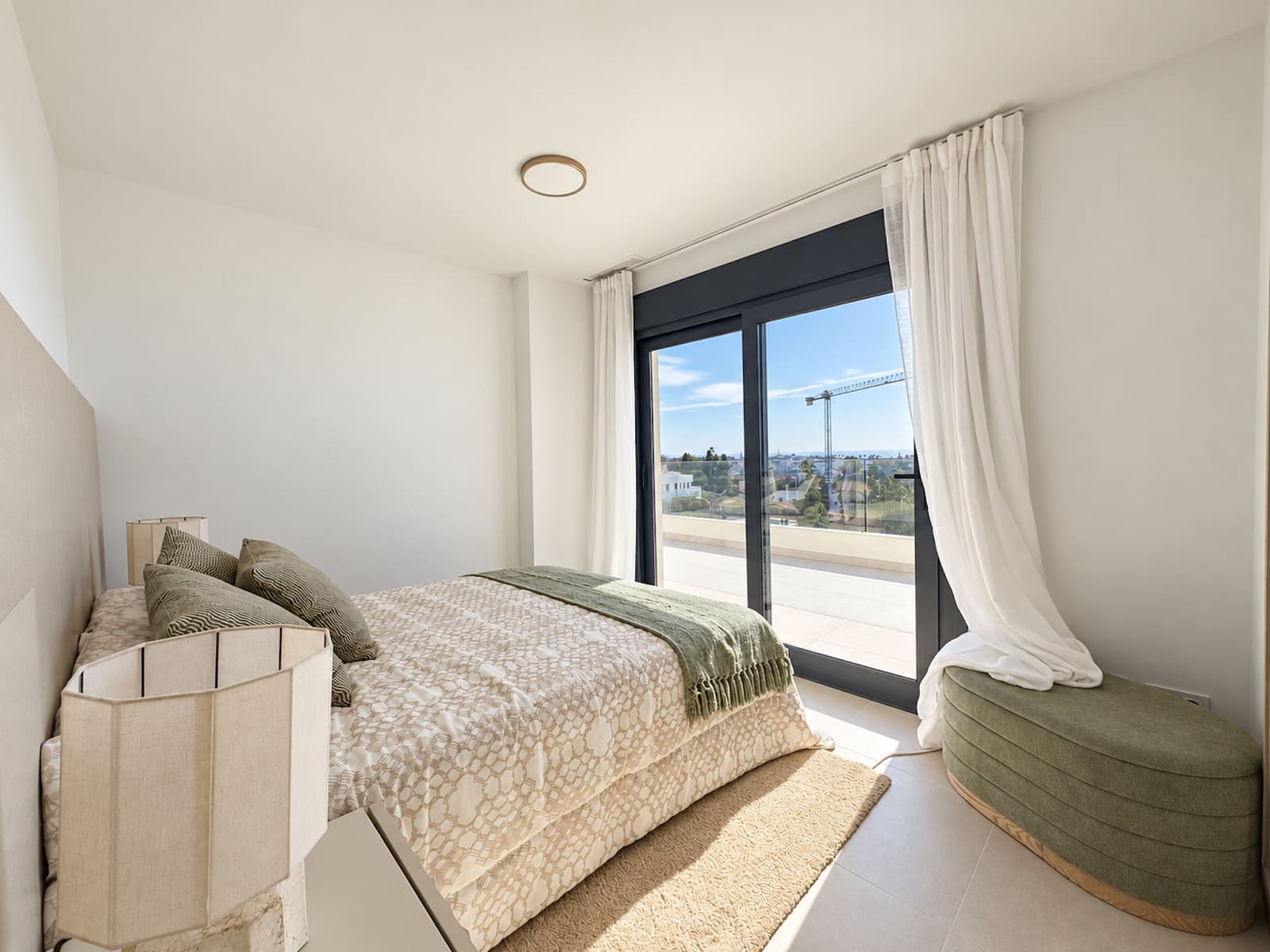 2 soverom Penthouse til salgs i El Chaparral med svømmebasseng garasje - € 890 000 (Ref: 10155253)