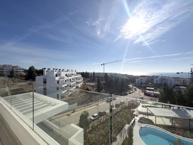 2 soverom Penthouse til salgs i El Chaparral, Mijas med svømmebasseng garasje - € 890 000 (Ref: 10155253)