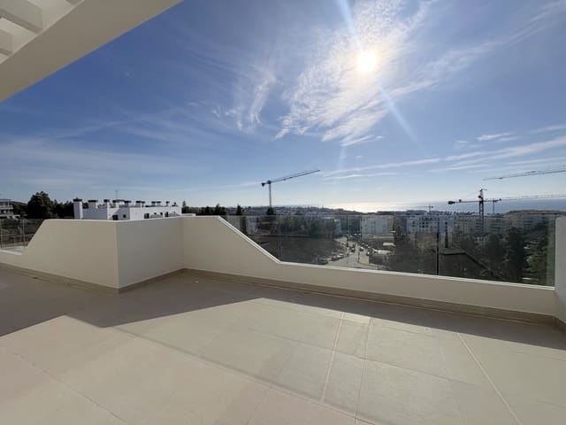 2 soverom Penthouse til salgs i El Chaparral, Mijas med svømmebasseng garasje - € 890 000 (Ref: 10155253)