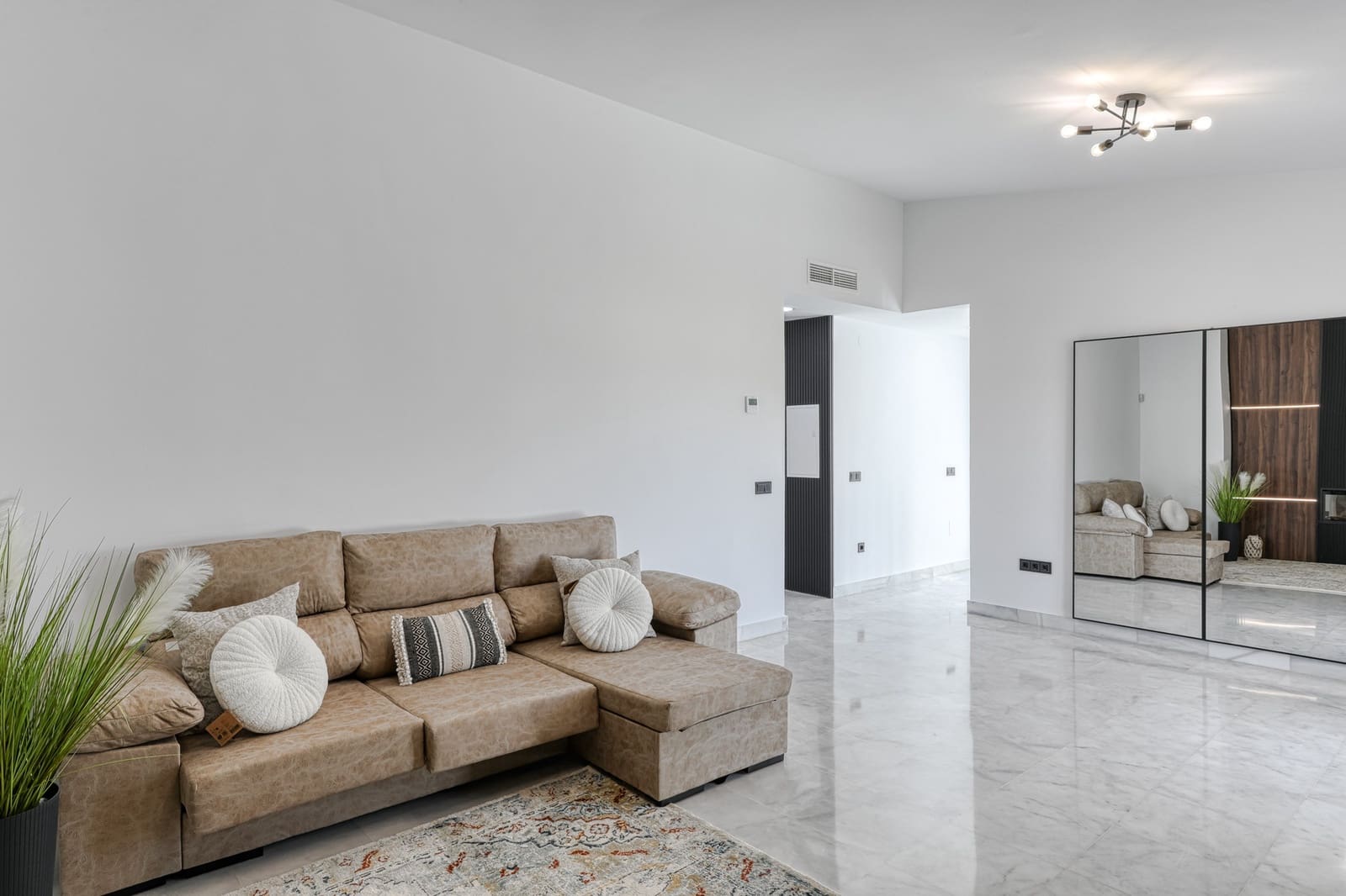 5 soveværelse Villa til salg i Mijas med swimmingpool garage - € 990.000 (Ref: 10155254)