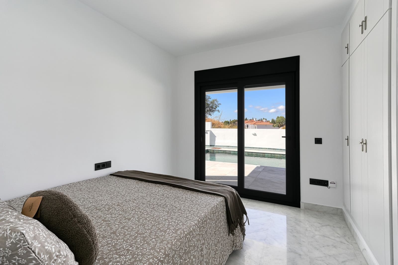 5 soveværelse Villa til salg i Mijas med swimmingpool garage - € 990.000 (Ref: 10155254)
