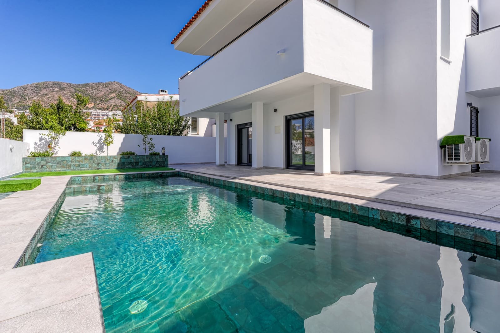 5 soveværelse Villa til salg i Mijas med swimmingpool garage - € 990.000 (Ref: 10155254)