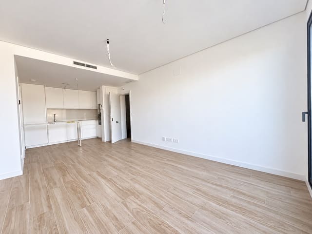 Apartamento de 2 habitaciones en La Cala de Mijas, Mijas en venta con piscina garaje - 495.000 € (Ref: 10157745)