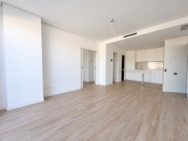 Apartamento de 2 habitaciones en La Cala de Mijas, Mijas en venta con piscina garaje - 495.000 € (Ref: 10157745)