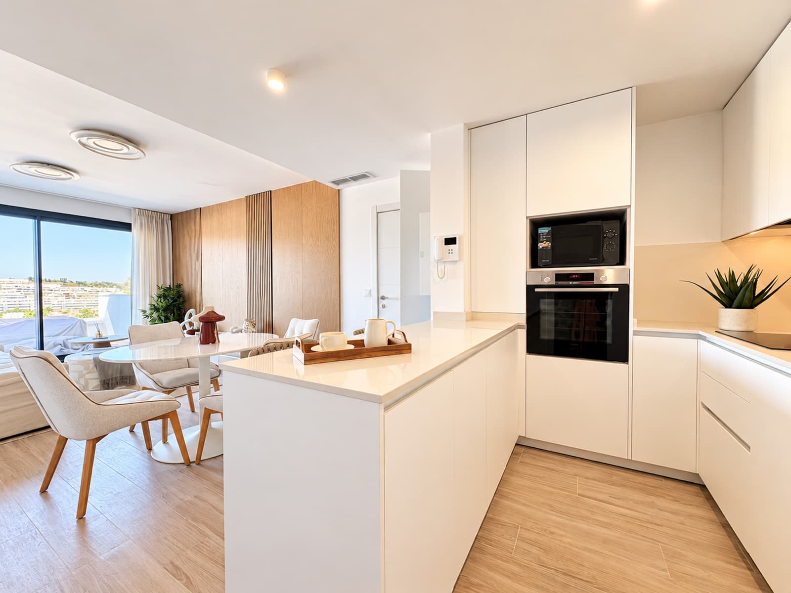 Apartamento de 2 habitaciones en La Cala de Mijas en venta con piscina garaje - 495.000 € (Ref: 10157745)