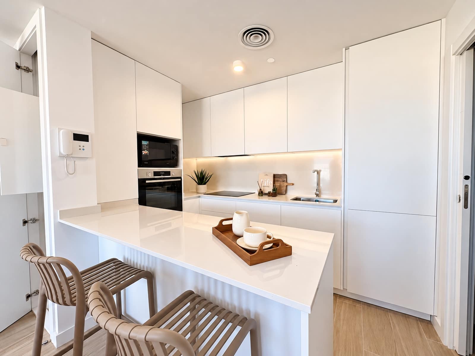 Apartamento de 2 habitaciones en La Cala de Mijas en venta con piscina garaje - 495.000 € (Ref: 10157745)