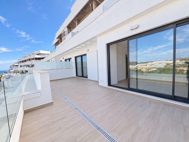 Apartamento de 2 habitaciones en La Cala de Mijas, Mijas en venta con piscina garaje - 495.000 € (Ref: 10157745)